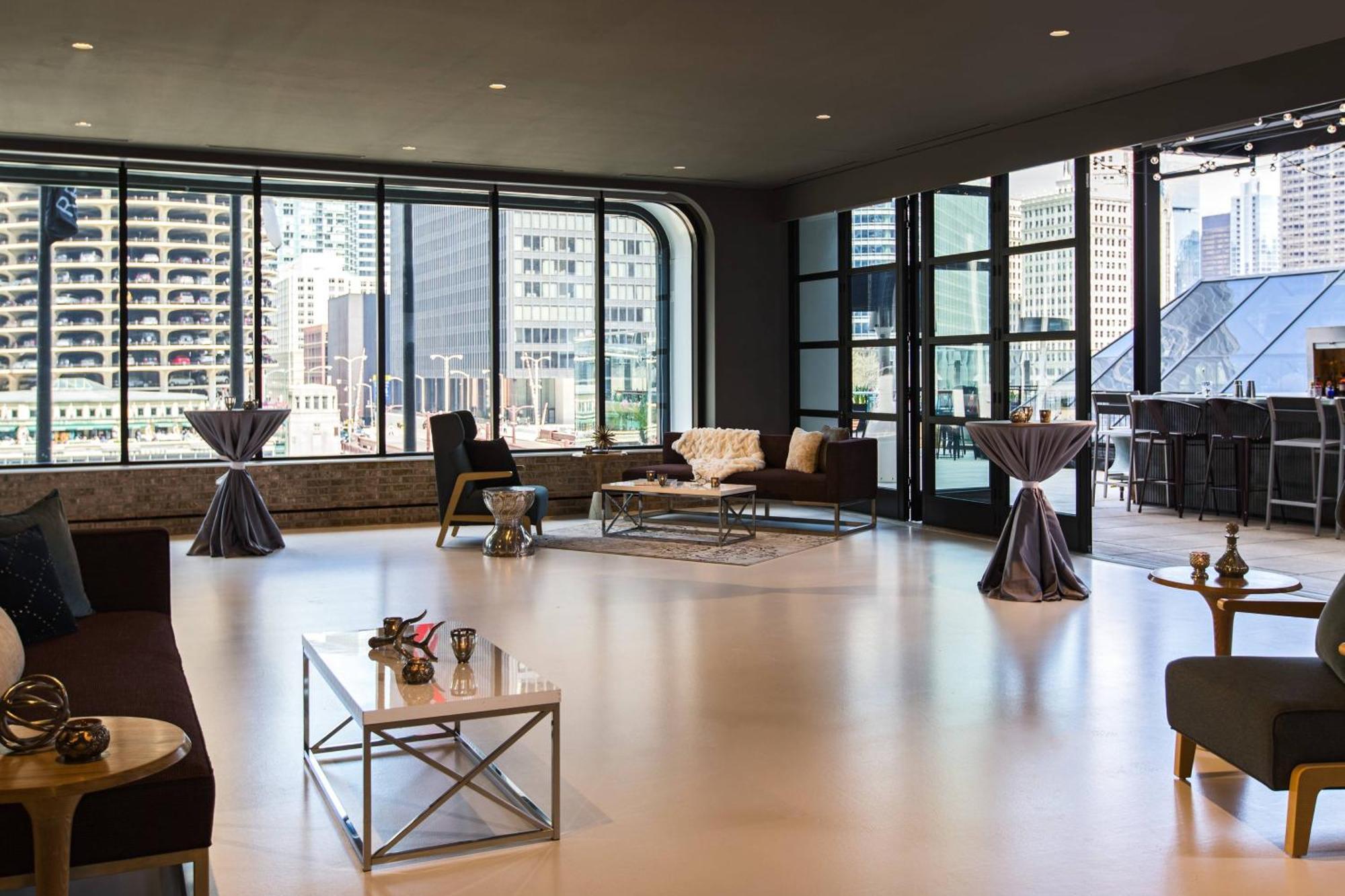 Renaissance Chicago Downtown Hotel Esterno foto